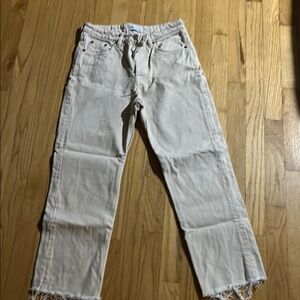 Women’s Zara Cream JeansSize 4